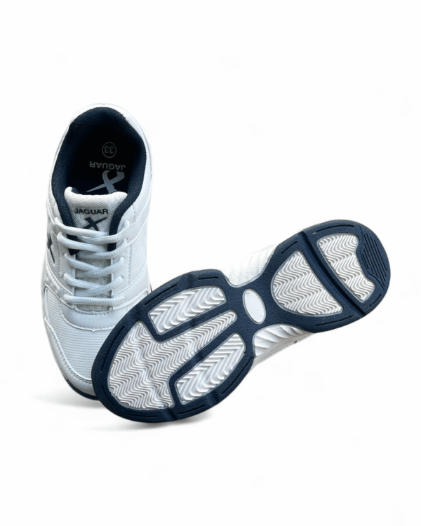 Zapatillas Jaguar Oficial Colegial Art. #6001 27 Al 33 - Imagen 4